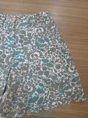IZOD Women’s Printed Green & White Cotton Shorts
